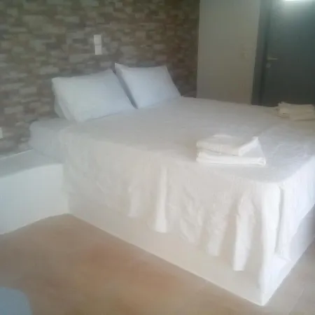 Maistrali & 3* Πλάκα