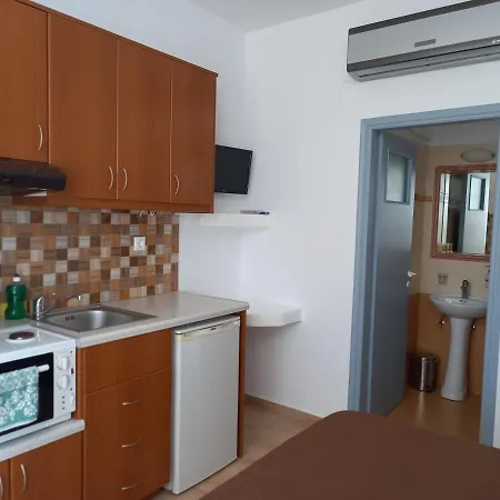 Casa de hóspedes Maistrali & Pláka