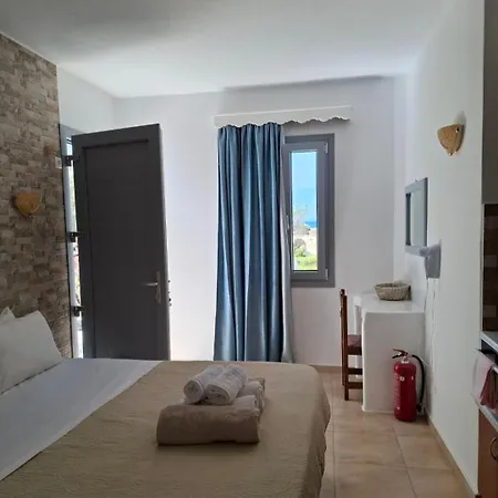 Guest house Maistrali Studios &