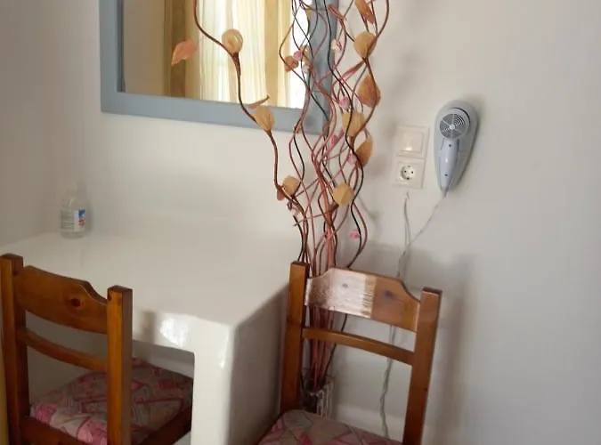 Maistrali & Casa de hóspedes Pláka